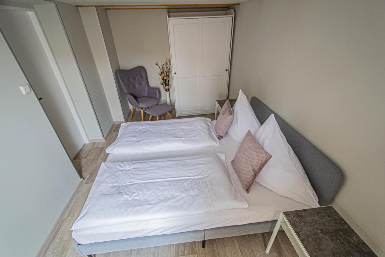 Sightseeing Apartment By Ruterra Praha Bagian luar foto